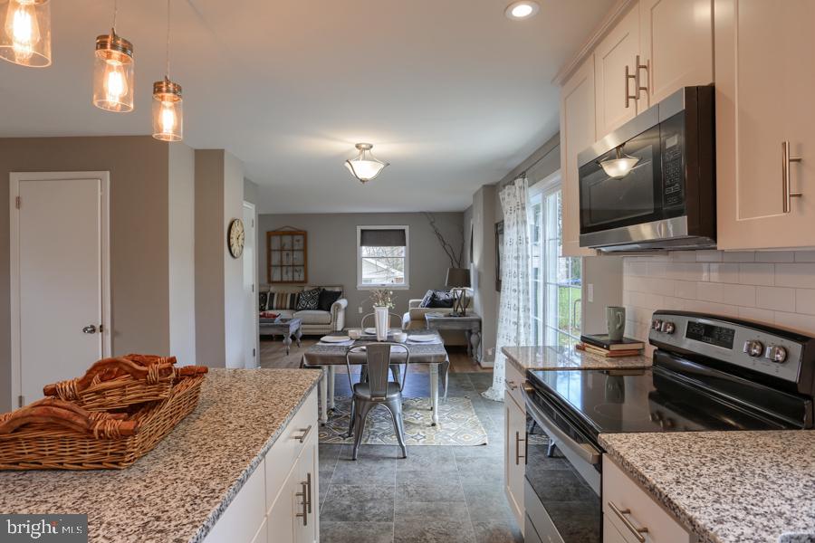 103 Bomberger Road Akron, PA 17501 - Photo 11 of 42