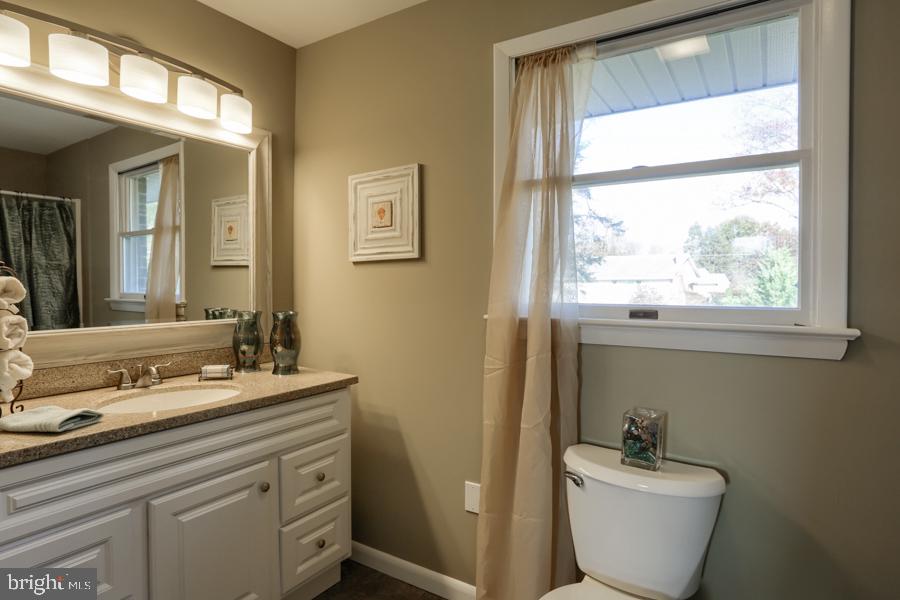 103 Bomberger Road Akron, PA 17501 - Photo 29 of 42