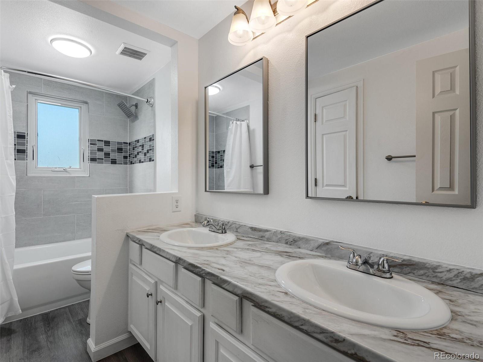 10118 Mountain Maple Court Highlands Ranch, CO 80129 - Photo 15 of 25