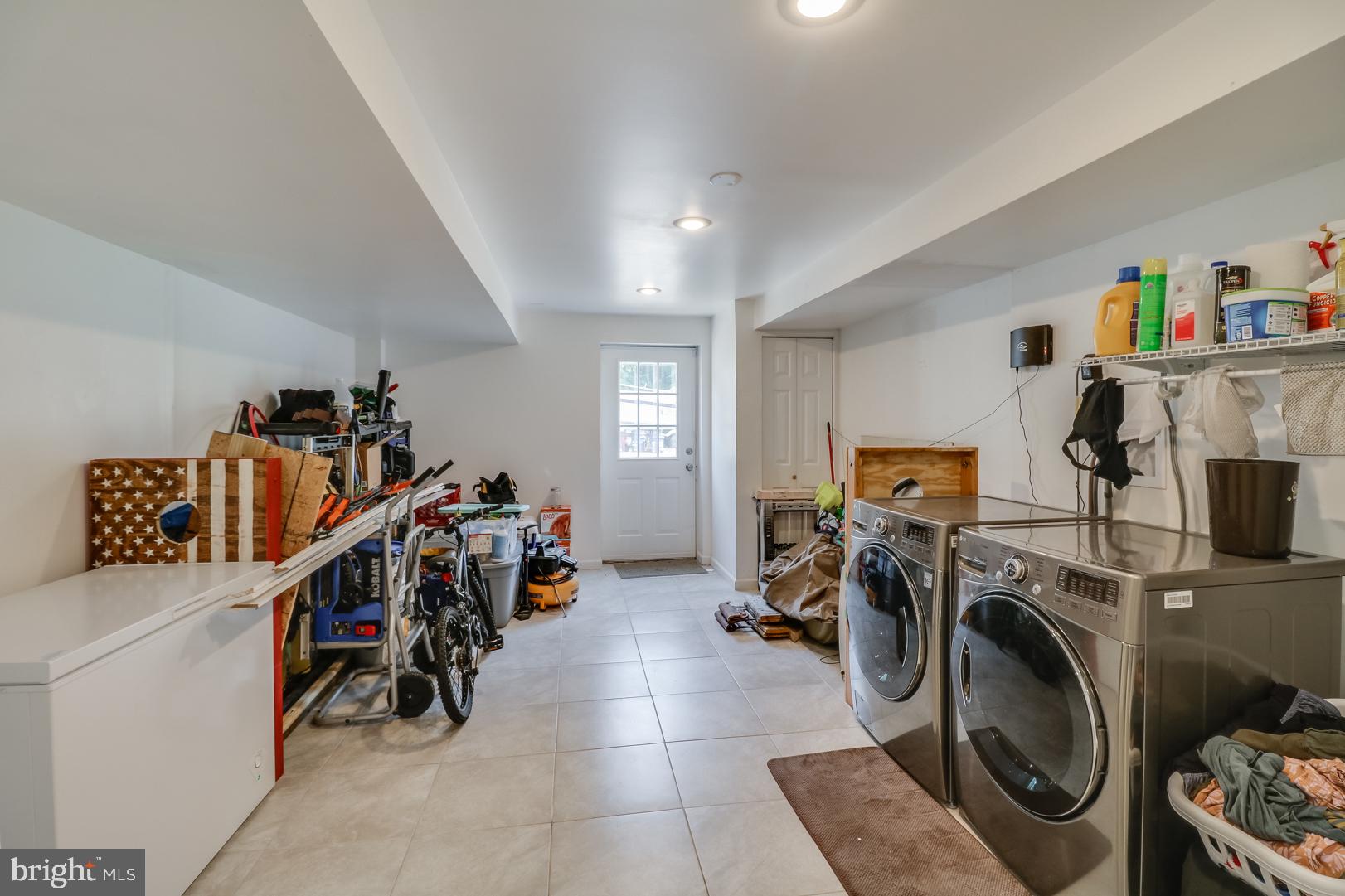 903 Saltere Road Clayton, DE 19938 - Photo 29 of 36 Lower Floor Laundry & Mud Room