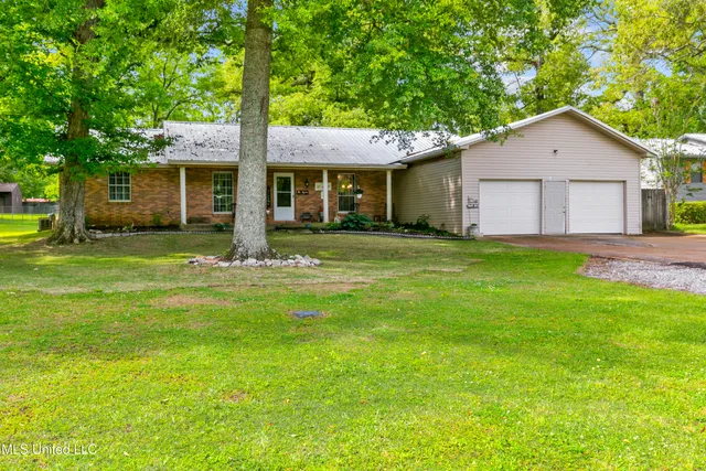 $375,000 | 1118 Gunter Road, Florence, MS 39073