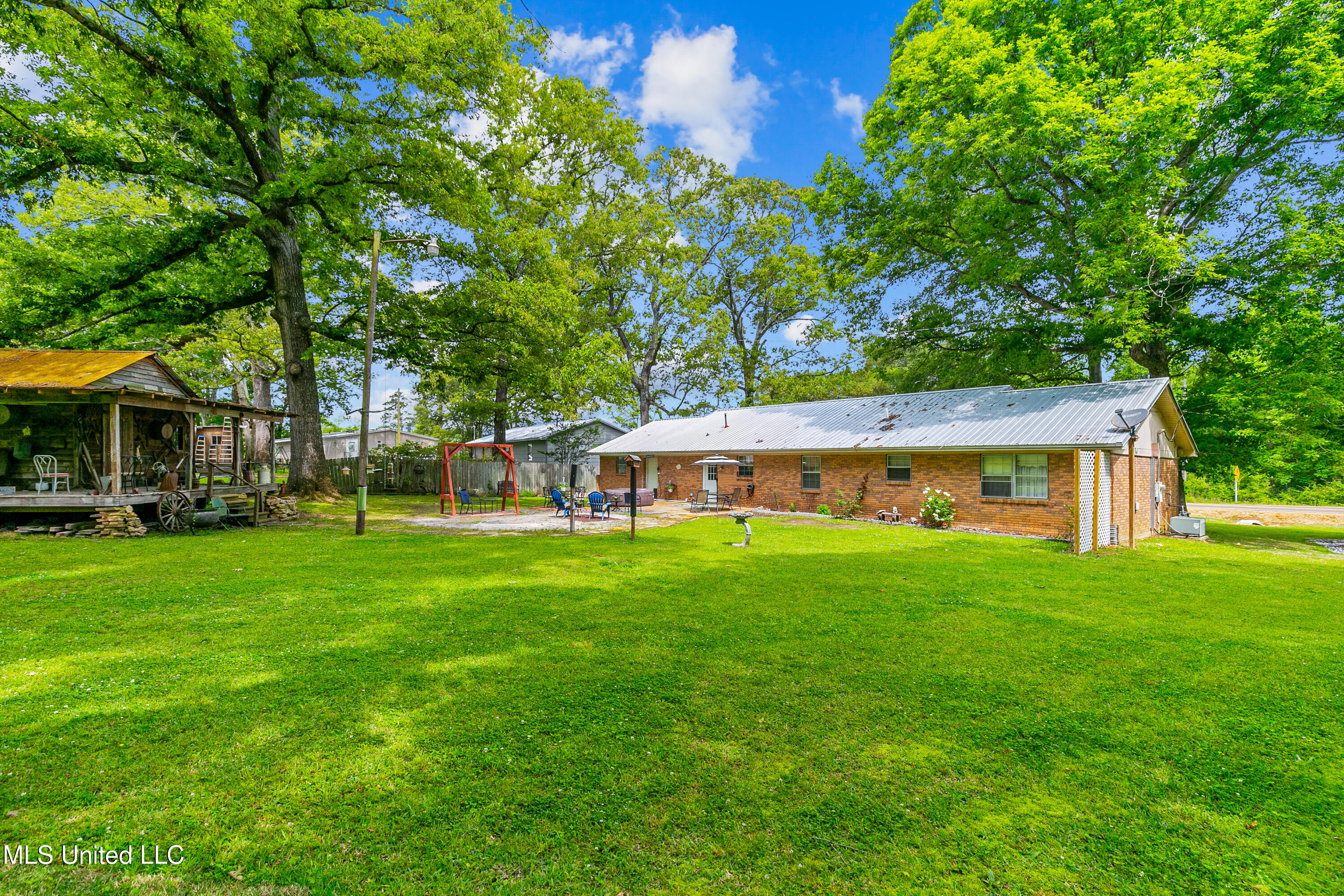 1118 Gunter Road Florence, MS 39073 - Photo 28 of 37 1118 Gunter-40