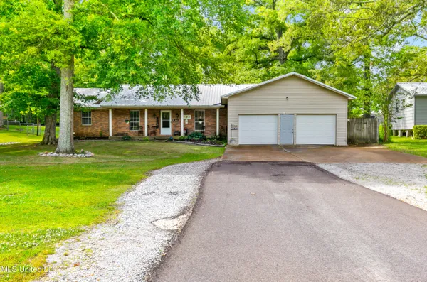 $375,000 | 1118 Gunter Road, Florence, MS 39073