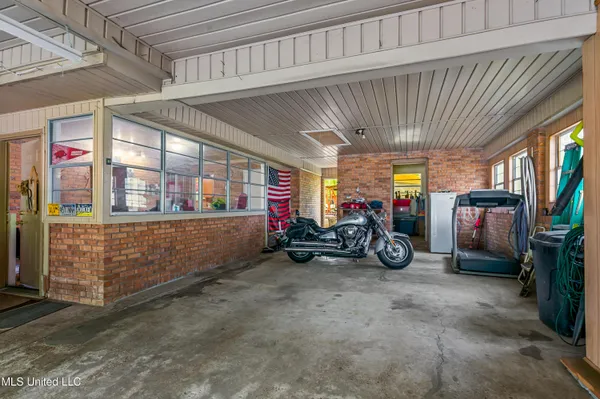 $375,000 | 1118 Gunter Road, Florence, MS 39073