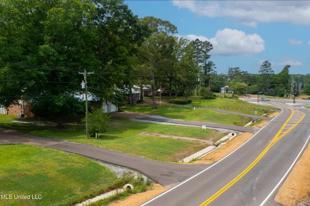 $375,000 | 1118 Gunter Road, Florence, MS 39073