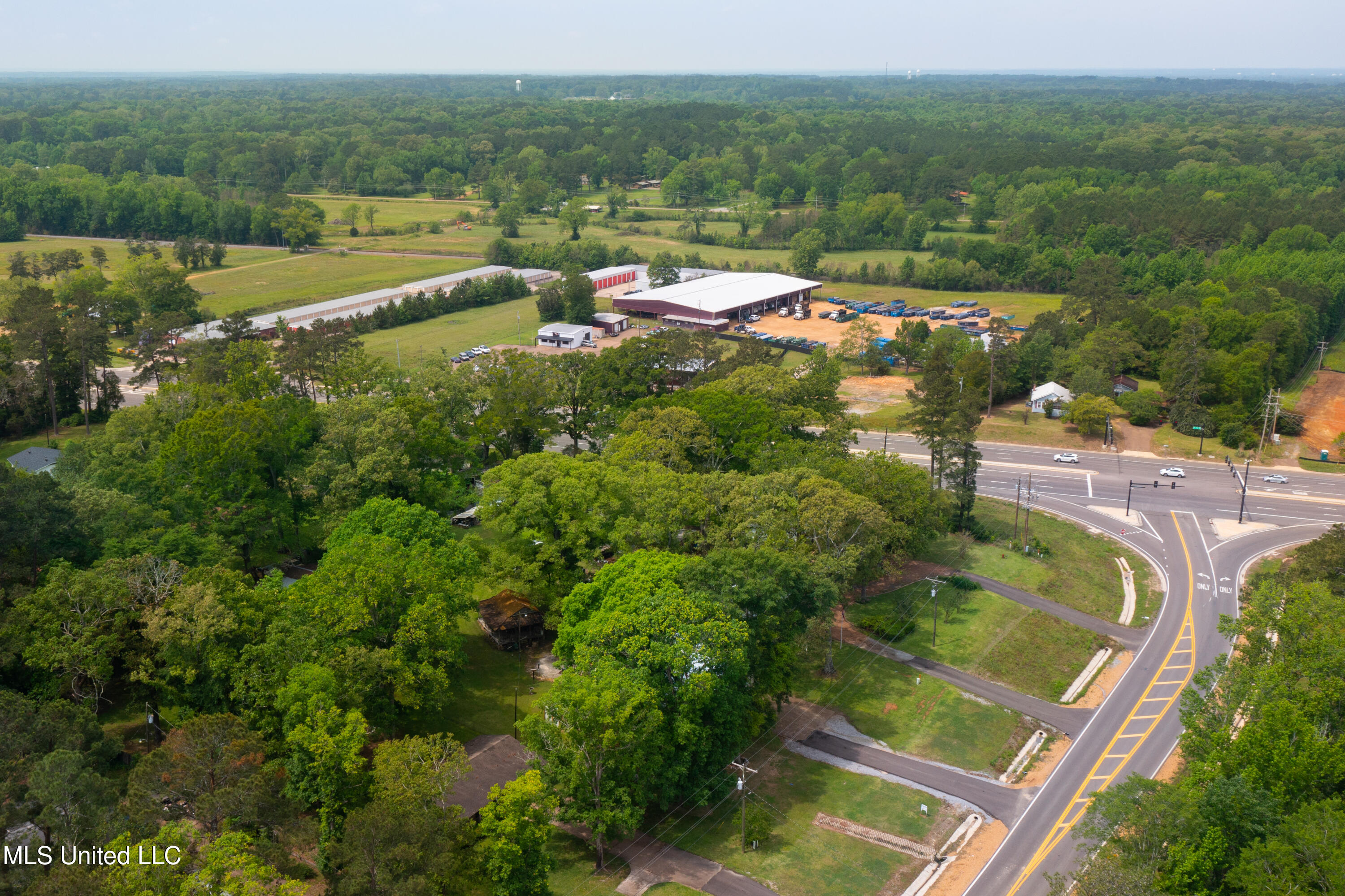 1118 Gunter Road Florence, MS 39073 - Photo 35 of 37 1118 Gunter-56