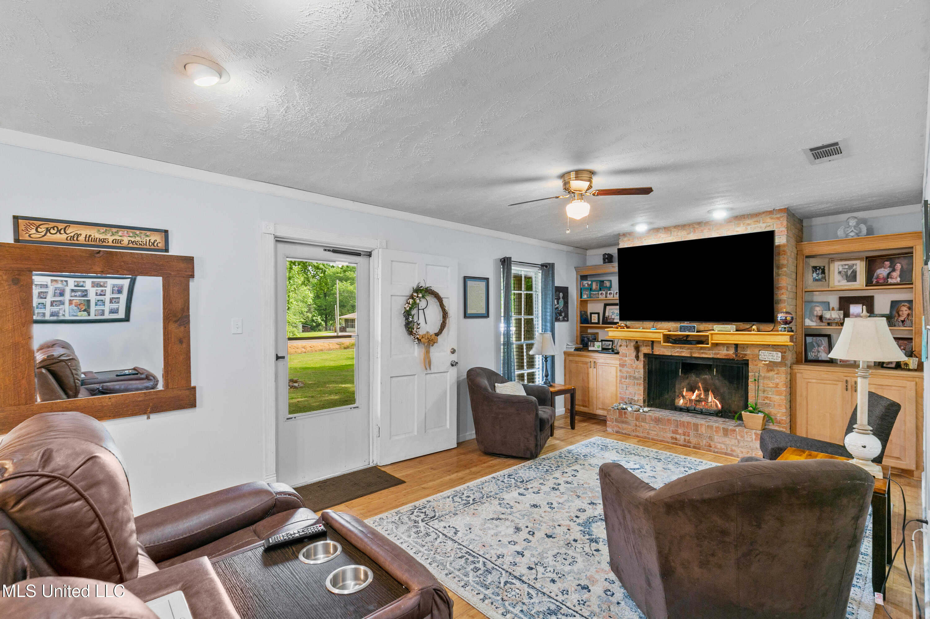 1118 Gunter Road Florence, MS 39073 - Photo 5 of 37 1118 Gunter-12