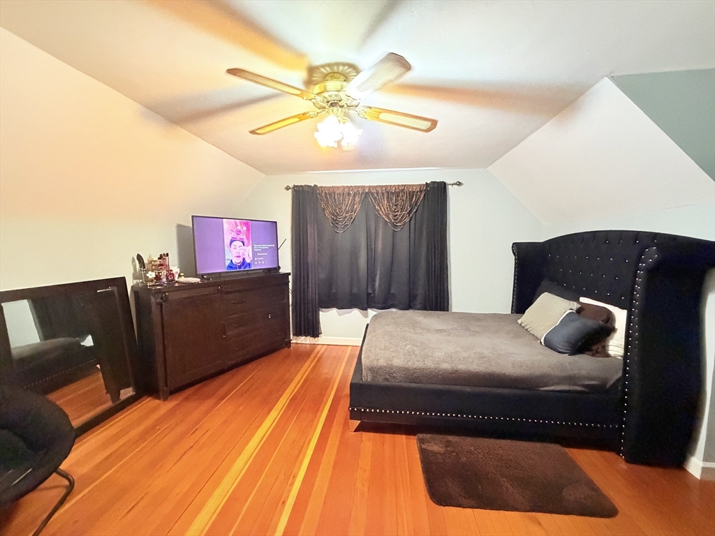 22 Felicia Street Springfield, MA 01104 - Photo 31 of 33