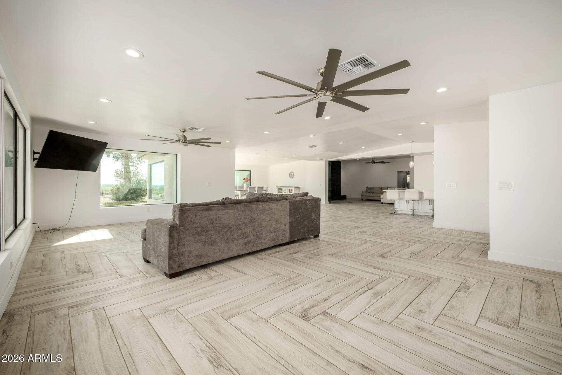 2809 East Frye Road Phoenix, AZ 85048 - Photo 11 of 47 08 Frye