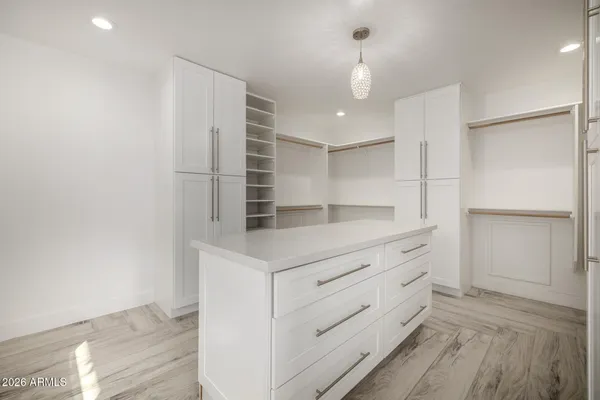 $1,769,000 | 2809 East Frye Road, Phoenix, AZ 85048