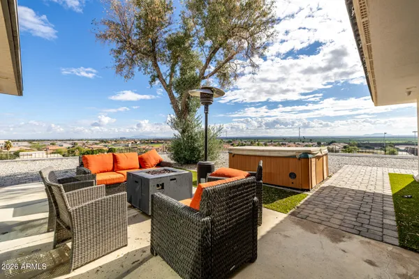 $1,769,000 | 2809 East Frye Road, Phoenix, AZ 85048