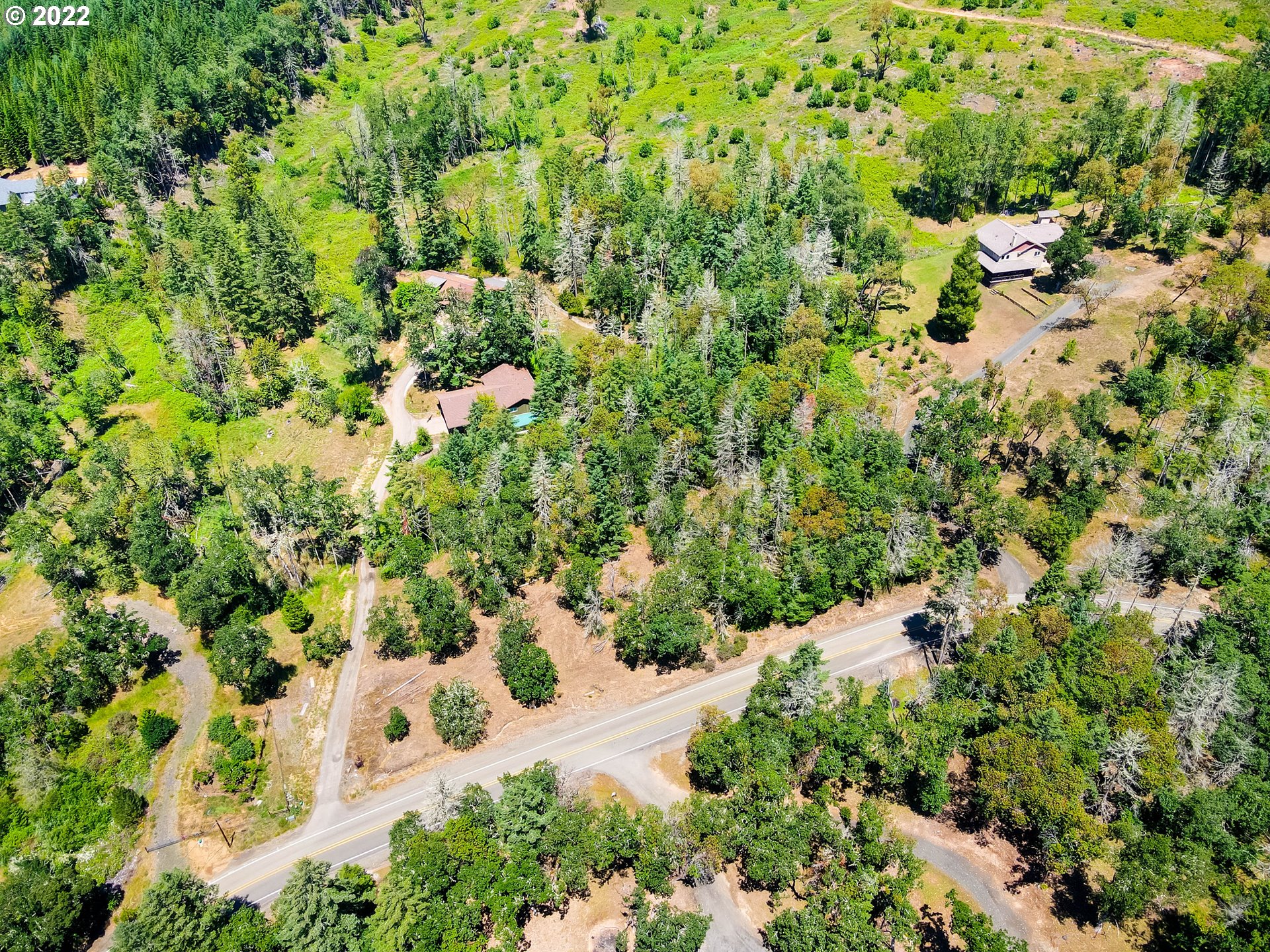 670 Cleveland Loop Road Roseburg, OR 97471 - Photo 3 of 30 Gallery Image 3