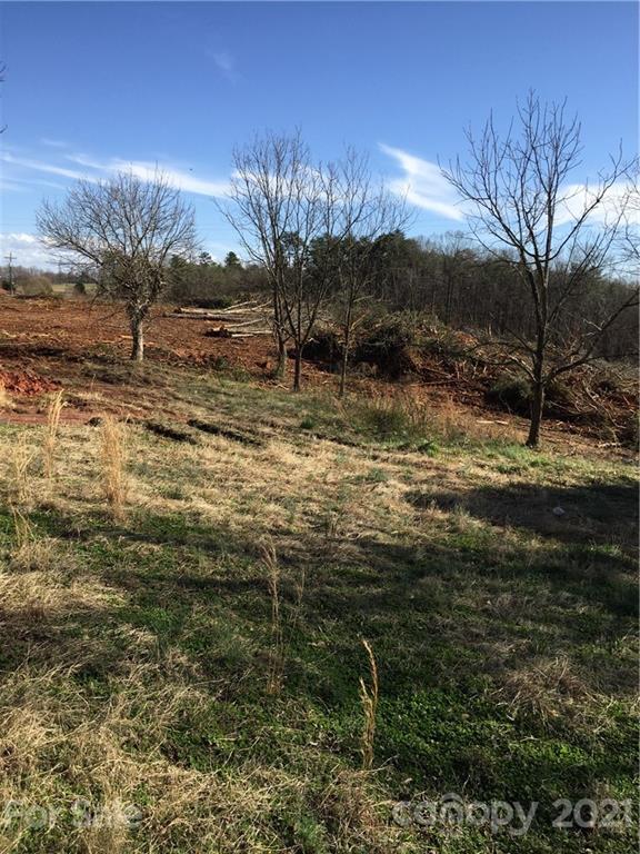 5127 Whitener Road Hickory, NC 28602 - Photo 6 of 9 Gallery Image 6