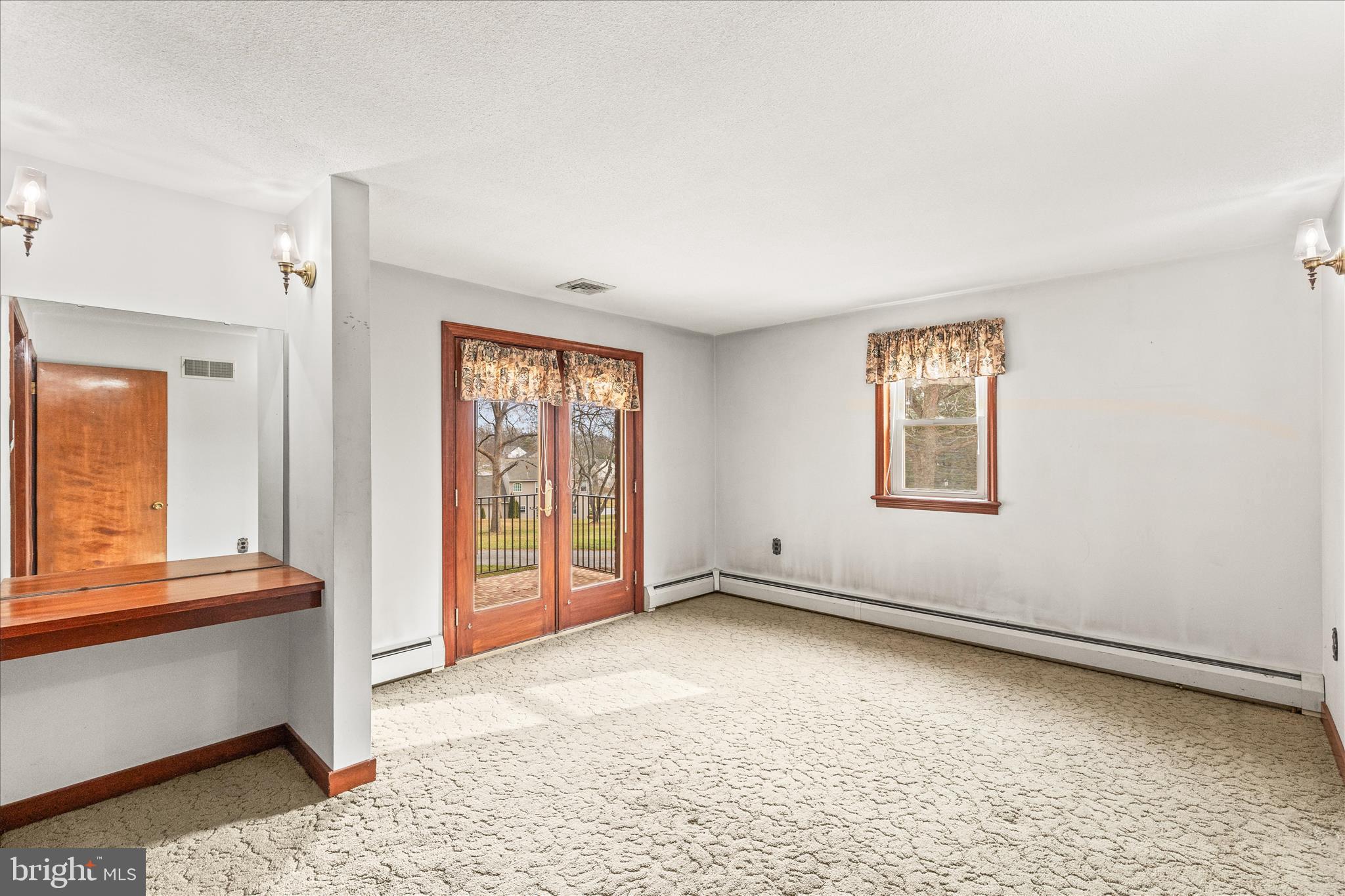 521 Windy Hill Road New Freedom, PA 17349 - Photo 25 of 66 an empty room with windows
