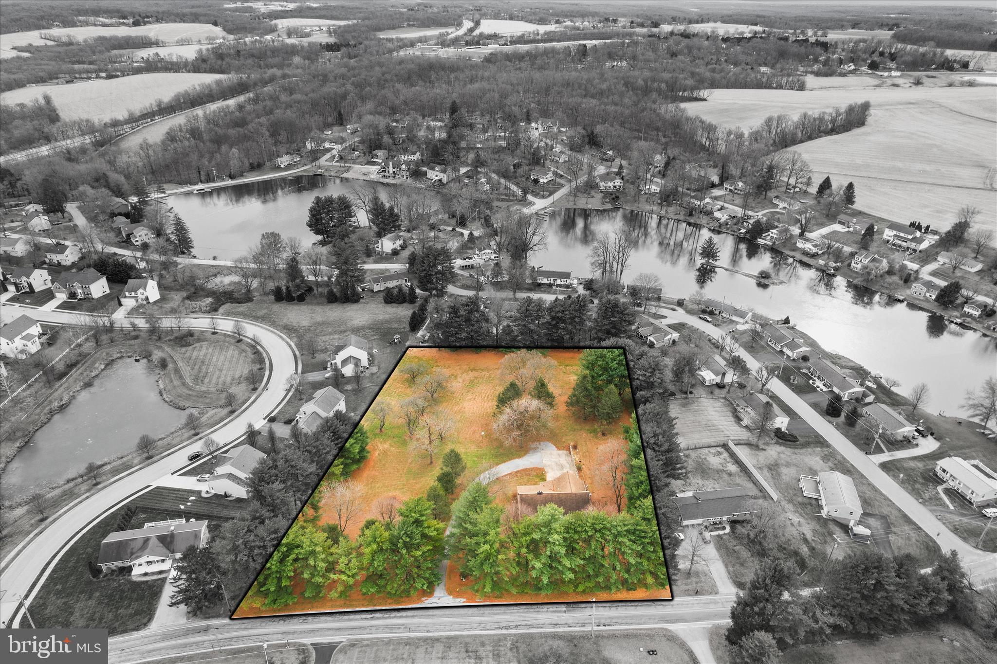 521 Windy Hill Road New Freedom, PA 17349 - Photo 4 of 66 an aerial view of swimming pool