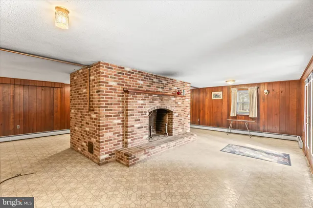 $450,000 | 521 Windy Hill Road, New Freedom, PA 17349