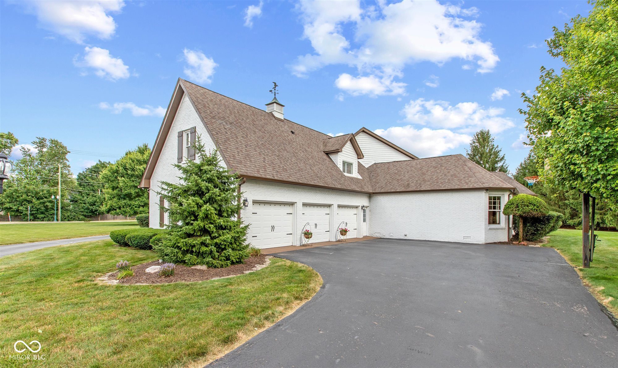 10594 Geist Road Fishers, IN 46037 - Photo 6 of 70 Gallery Image 6