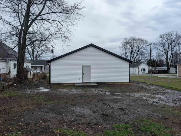 $199,000 | 407 Ogdon Street, Washington, IN 47501