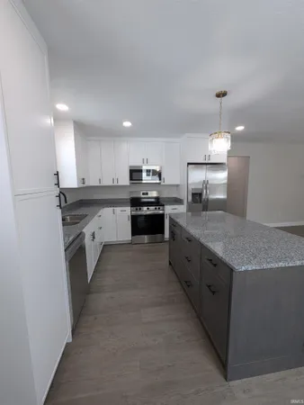 $199,000 | 407 Ogdon Street, Washington, IN 47501