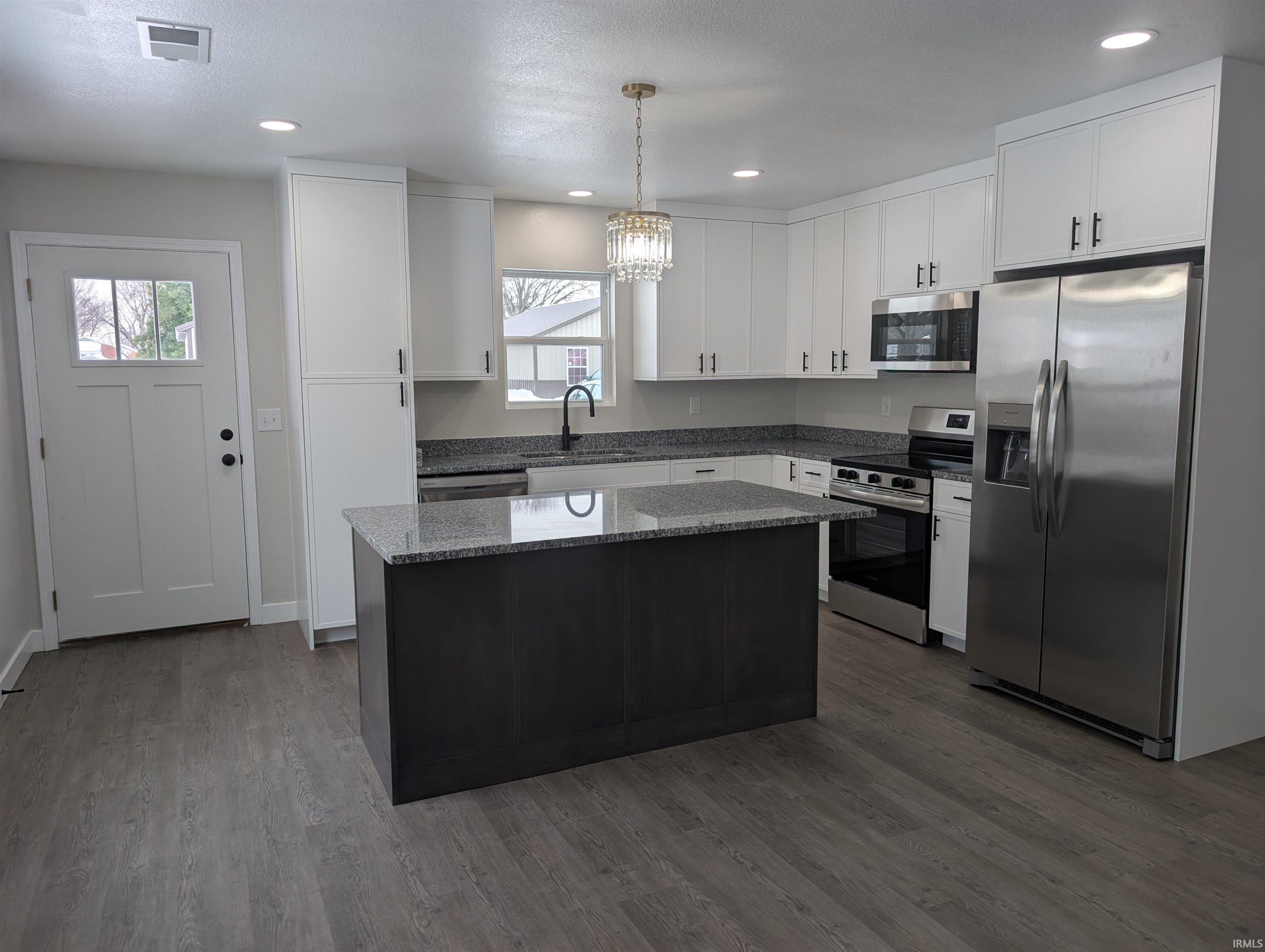 407 Ogdon Street Washington, IN 47501 - Photo 9 of 22