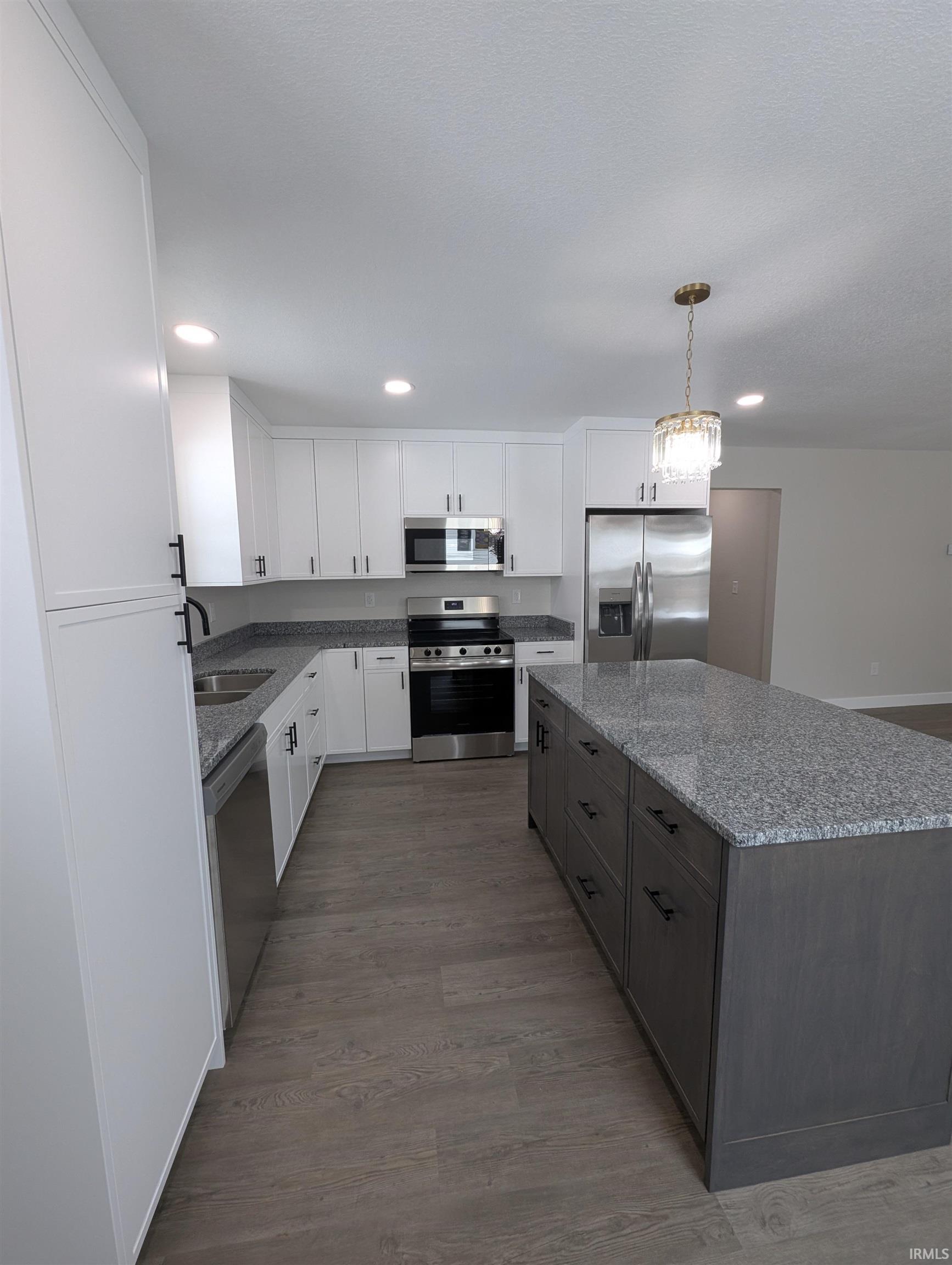 407 Ogdon Street Washington, IN 47501 - Photo 10 of 22