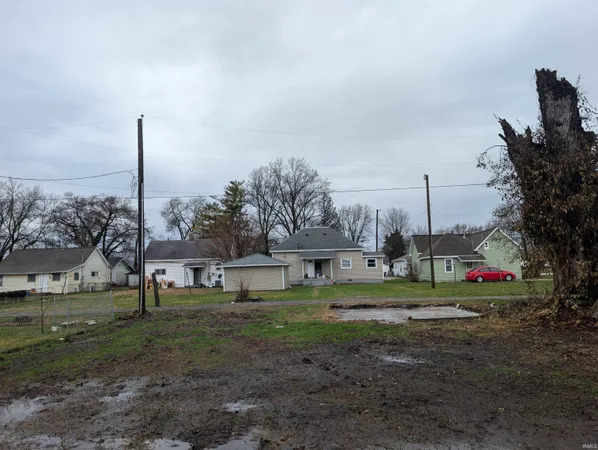 $199,000 | 407 Ogdon Street, Washington, IN 47501