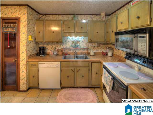 2530 Shady Grove Road Adamsville, AL 35005 - Photo 9 of 21