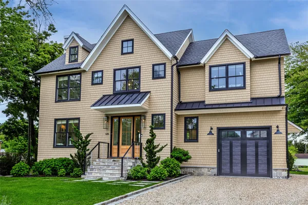 $2,899,000 | 405 Williamsburgh Drive, Southold, NY 11971