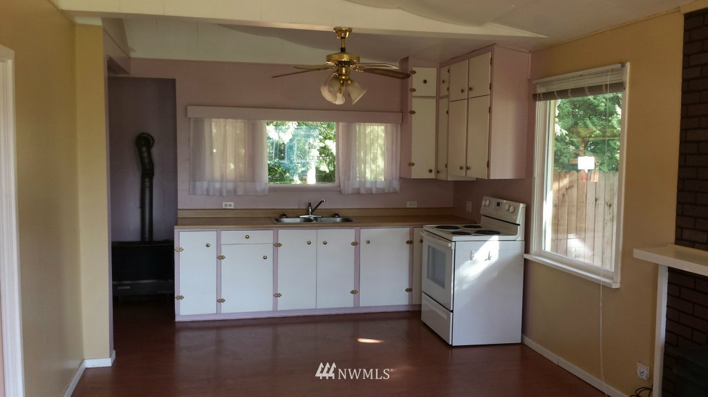 4943 Forsberg Road Blaine, WA 98230 - Photo 6 of 16 Gallery Image 6