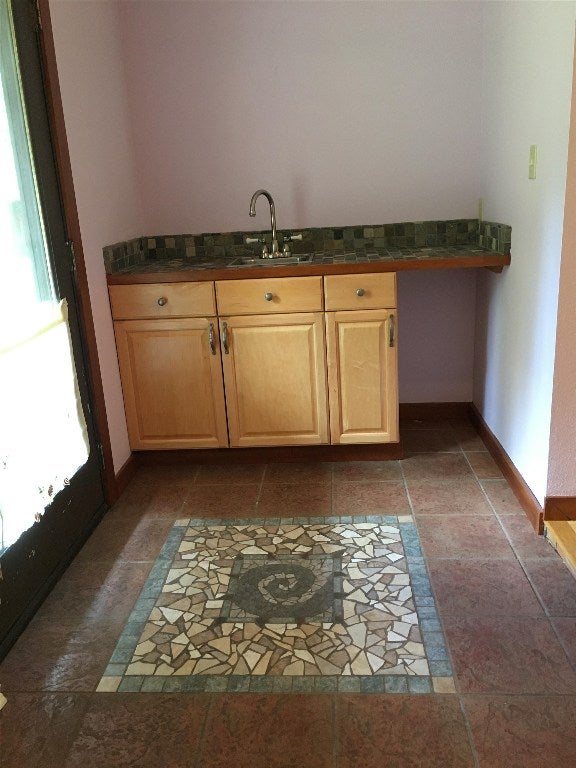 1015 Davis Place Road Mount Shasta, CA 96067 - Photo 17 of 24 Gallery Image 17
