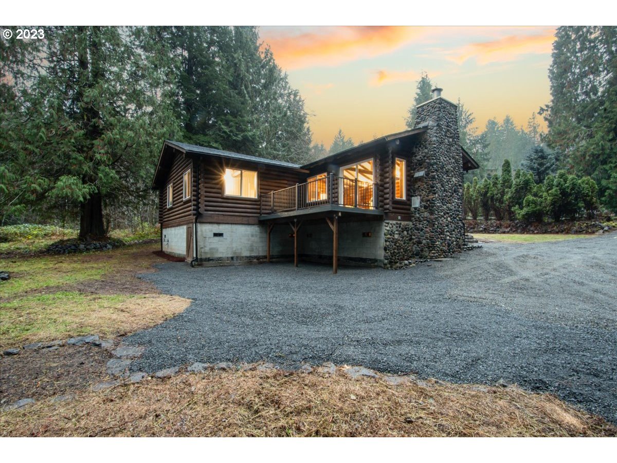 101 Shelley Road Longview, WA 98632 - Photo 27 of 33 a view of a house with a yard