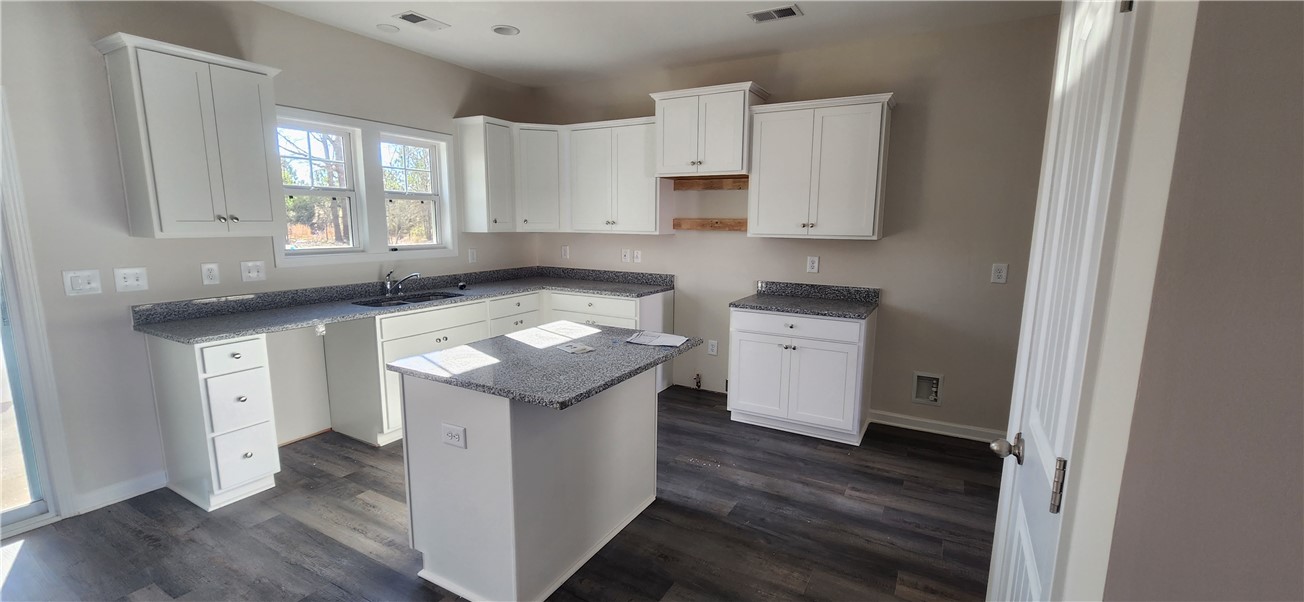 335 Alameda Lane Pendleton, SC 29670 - Photo 5 of 15 Gallery Image 5