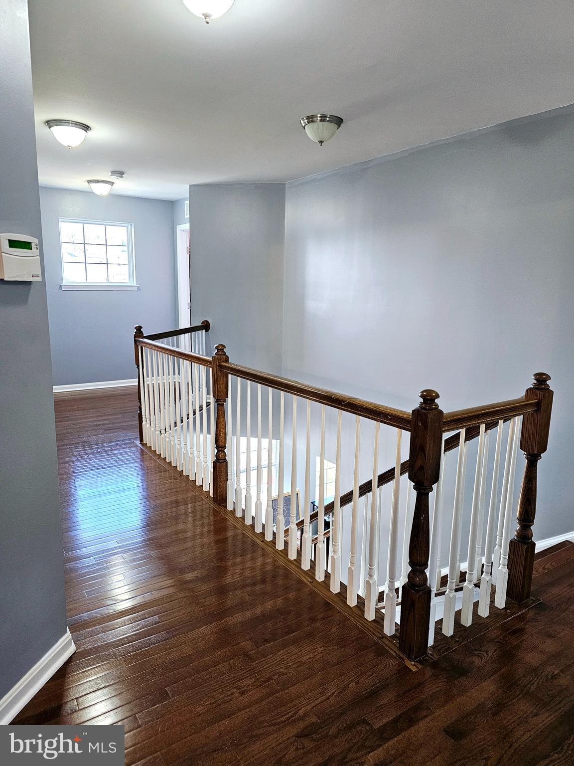 15939 Eagle Feather Drive Woodbridge, VA 22191 - Photo 20 of 39 Upper Level Hall