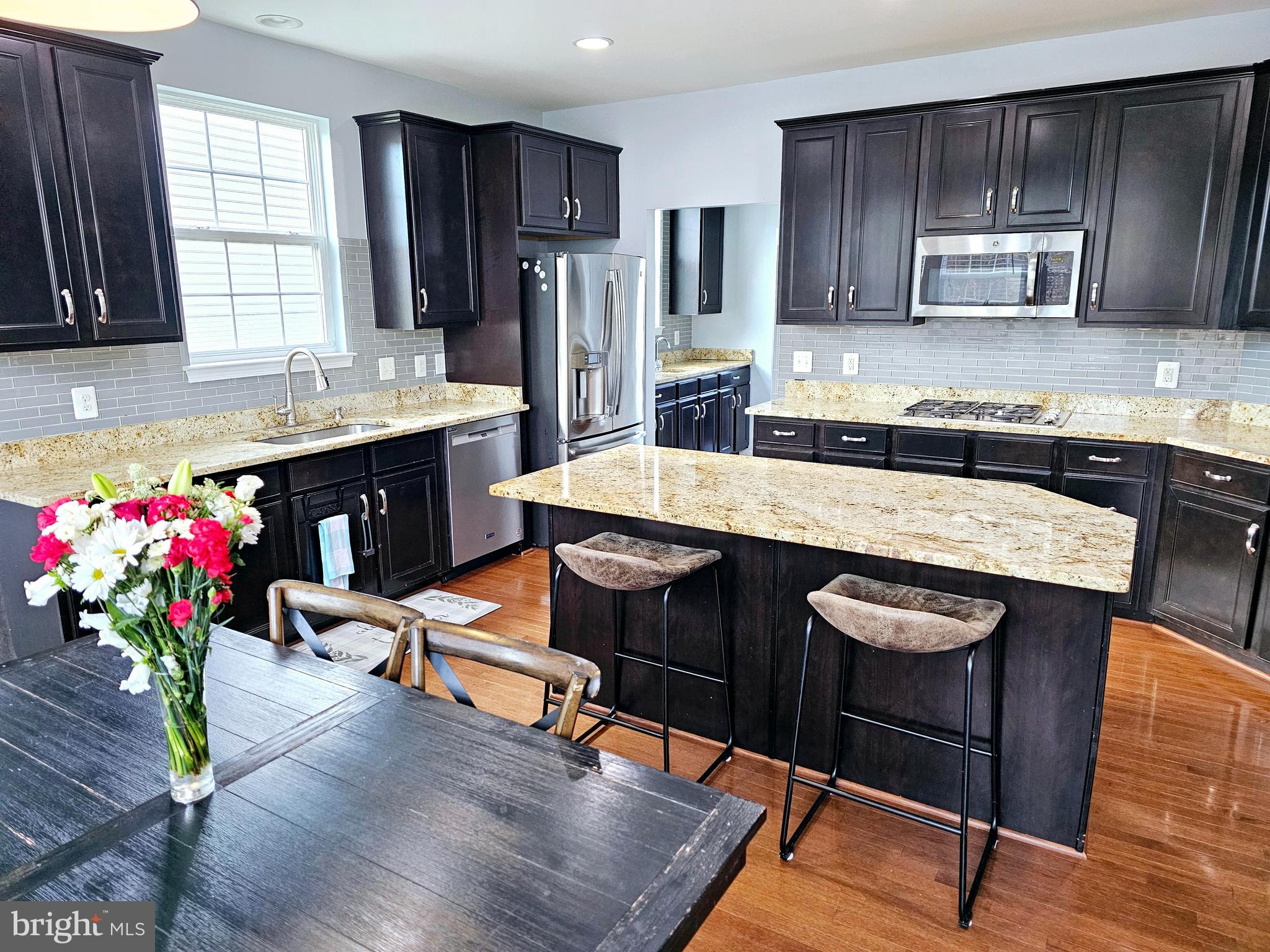 15939 Eagle Feather Drive Woodbridge, VA 22191 - Photo 6 of 39 Kitchen