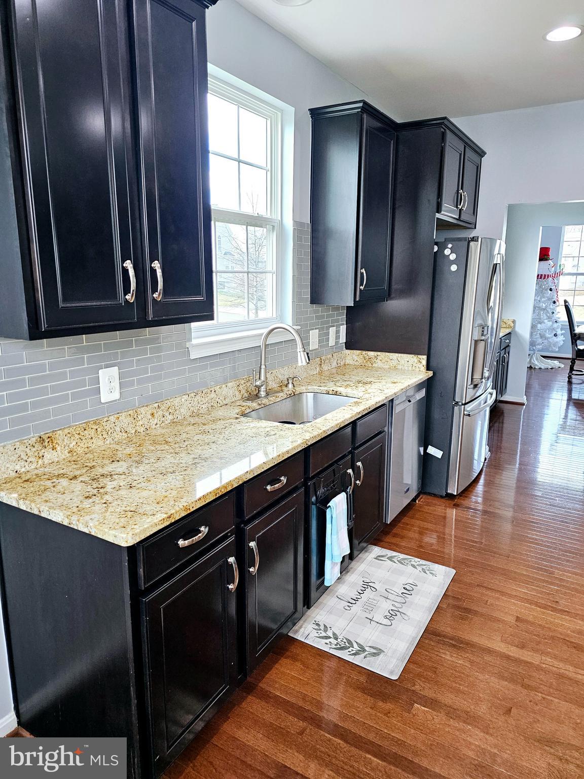 15939 Eagle Feather Drive Woodbridge, VA 22191 - Photo 9 of 39 Kitchen