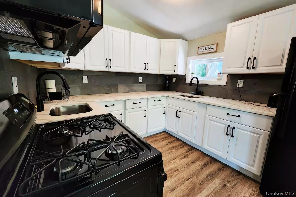 9 Brophy Road Hurleyville, NY 12747 - Photo 7 of 31