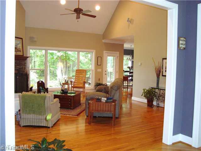 7071 Lanier Road Summerfield, NC 27358 - Photo 4 of 16 Den/Family/Great Room.