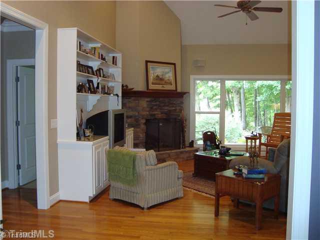 7071 Lanier Road Summerfield, NC 27358 - Photo 5 of 16 Den/Family/Great Room.