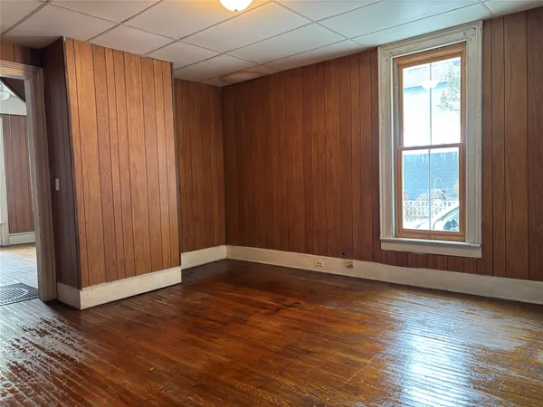 $99,000 | 111 Park Place, Unit 1, Waverly, NY 14892
