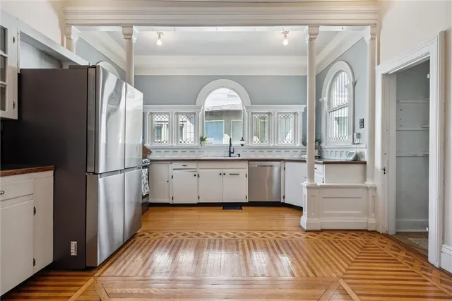 $479,900 | 309 North Esplanade Street, Leavenworth, KS 66048