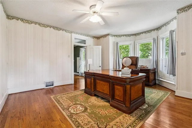 $479,900 | 309 North Esplanade Street, Leavenworth, KS 66048