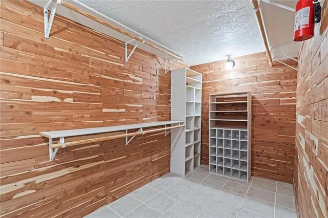 $479,900 | 309 North Esplanade Street, Leavenworth, KS 66048