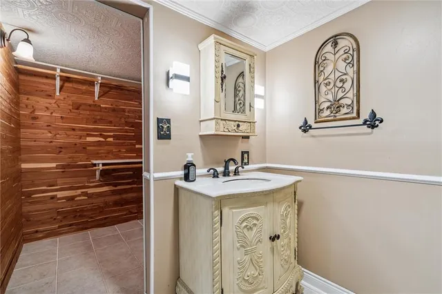 $479,900 | 309 North Esplanade Street, Leavenworth, KS 66048