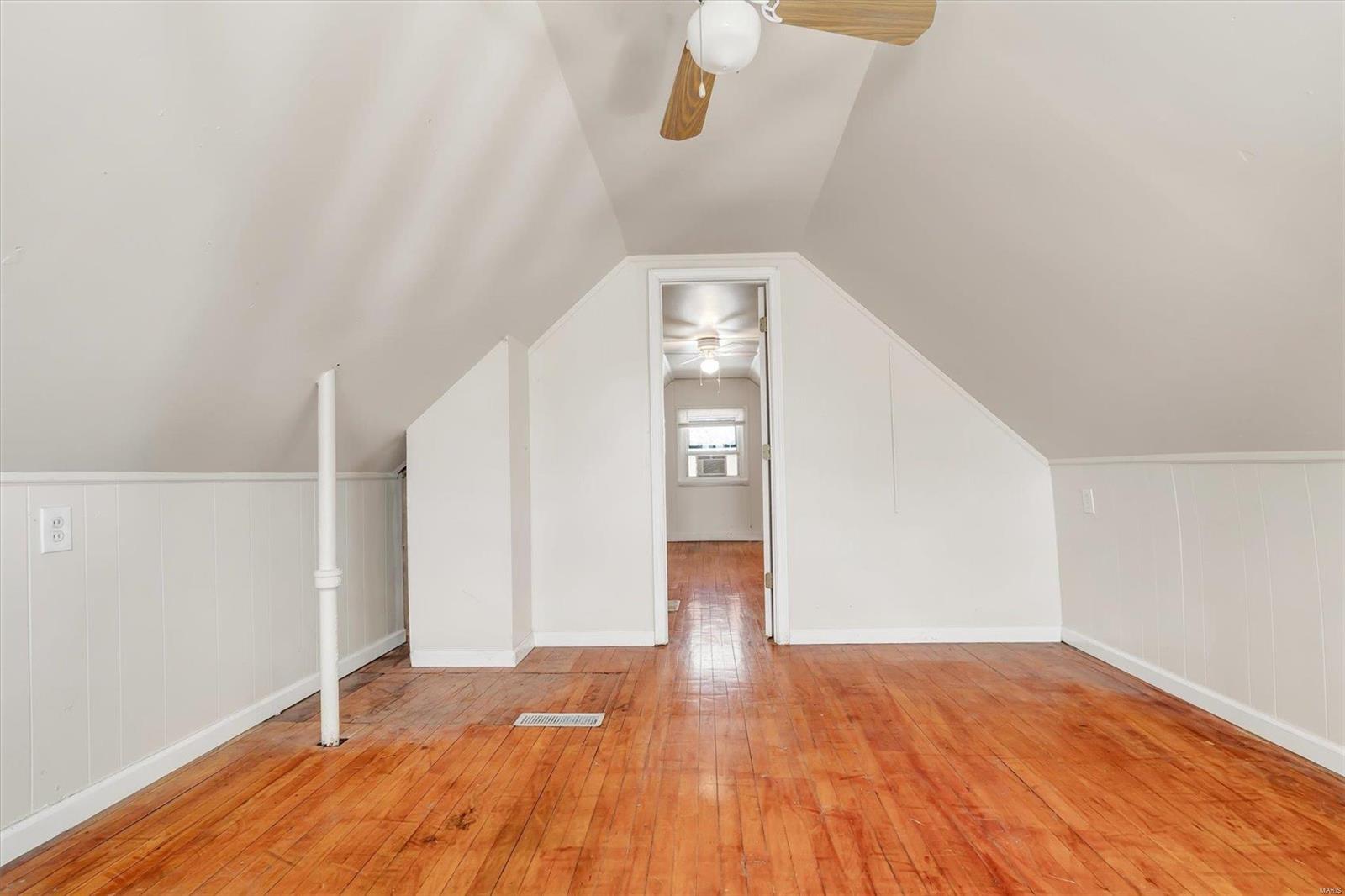 417 Rosedale Terrace Ballwin, MO 63021 - Photo 12 of 20