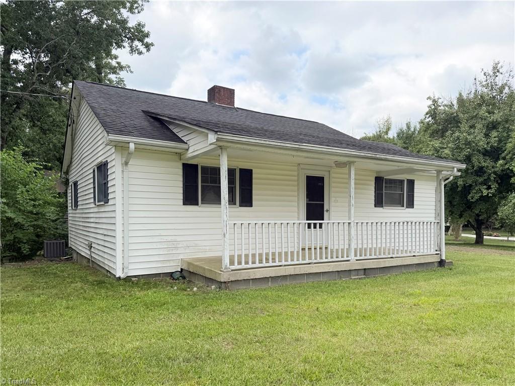 1940 Darwick Road Winston-Salem, NC 27127 - Photo 6 of 23