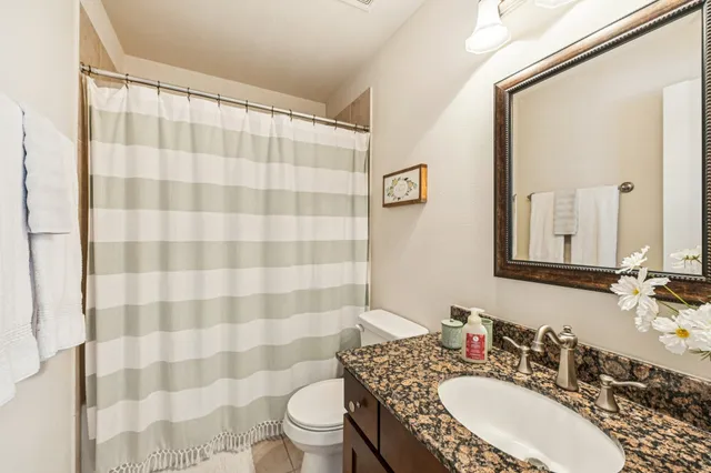 $360,000 | 5806 Kansas Street, Unit D, Houston, TX 77007