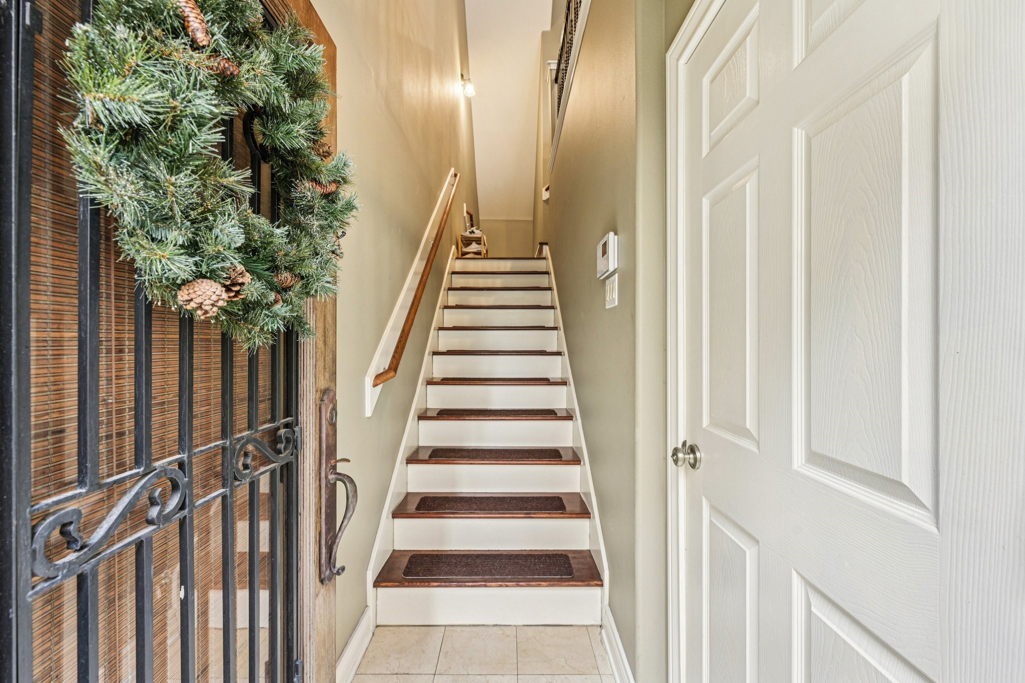 5806 Kansas Street, Unit D Houston, TX 77007 - Photo 3 of 39