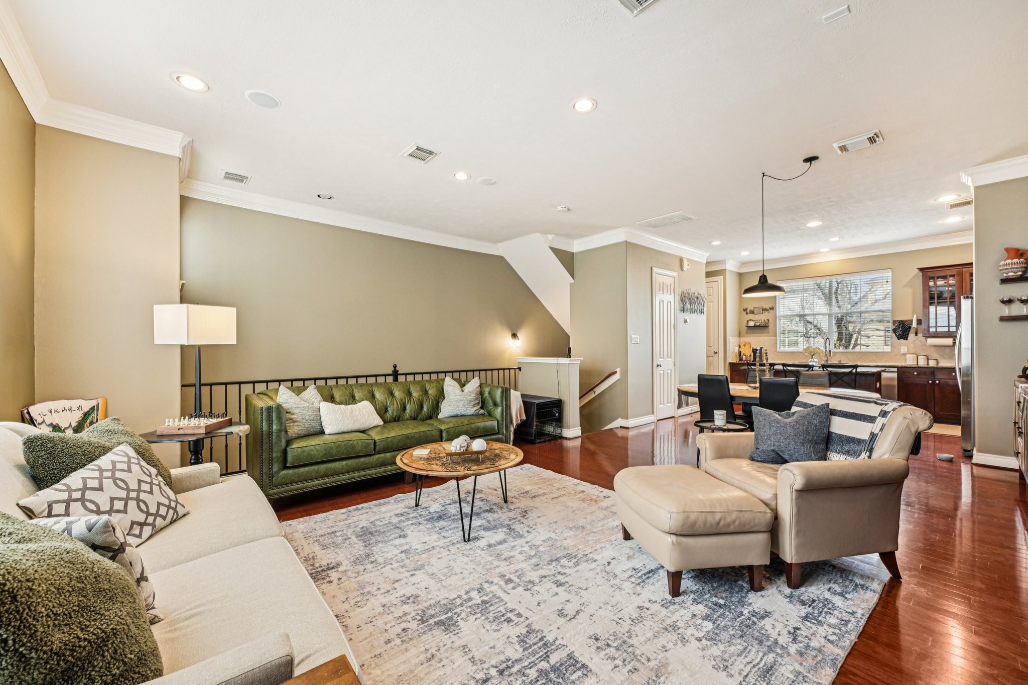 5806 Kansas Street, Unit D Houston, TX 77007 - Photo 6 of 39