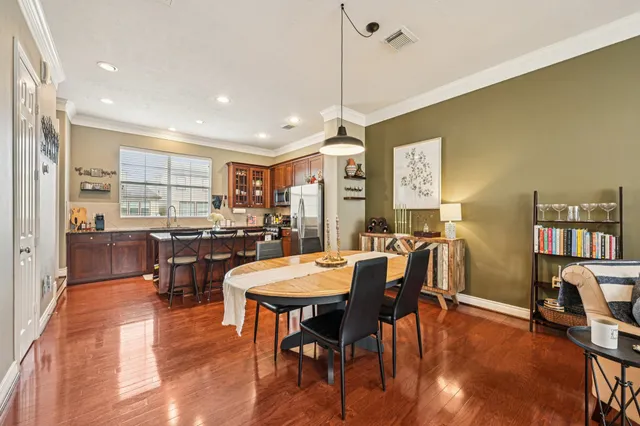 $360,000 | 5806 Kansas Street, Unit D, Houston, TX 77007