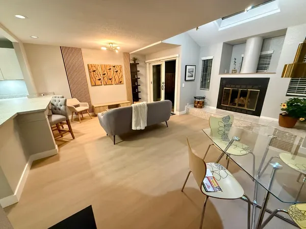 $1,448,888 | 421 Sierra Vista Avenue, Unit 7, Mountain View, CA 94043